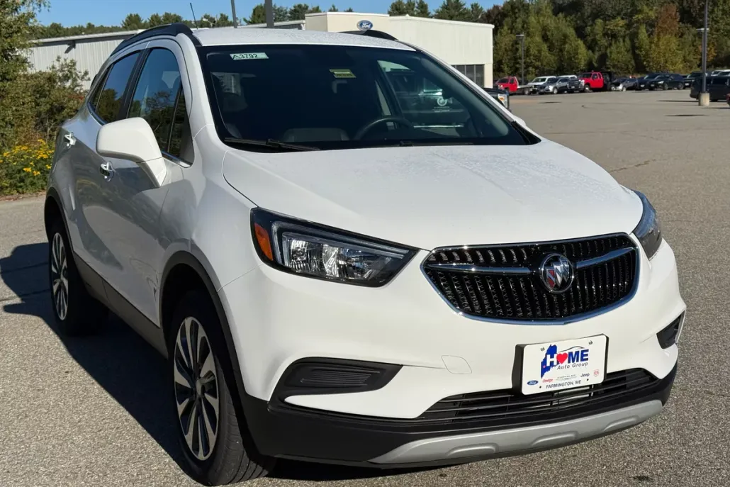 2022 Buick Encore Preferred photo 1