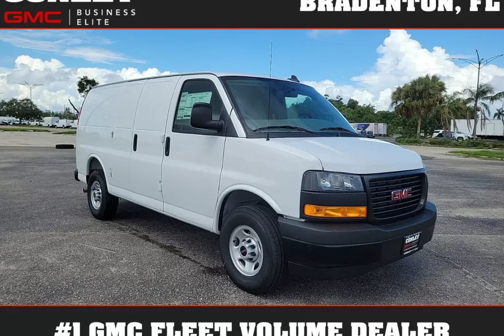 2025 Gmc Savana Cargo 2500 photo 1