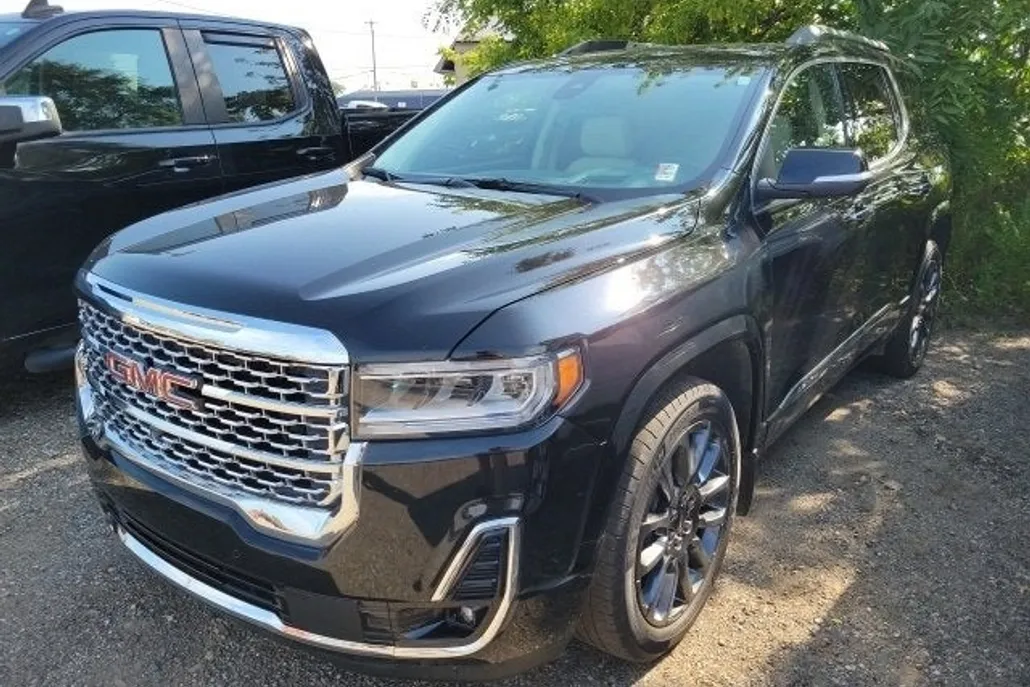 2023 Gmc Acadia Denali photo 1