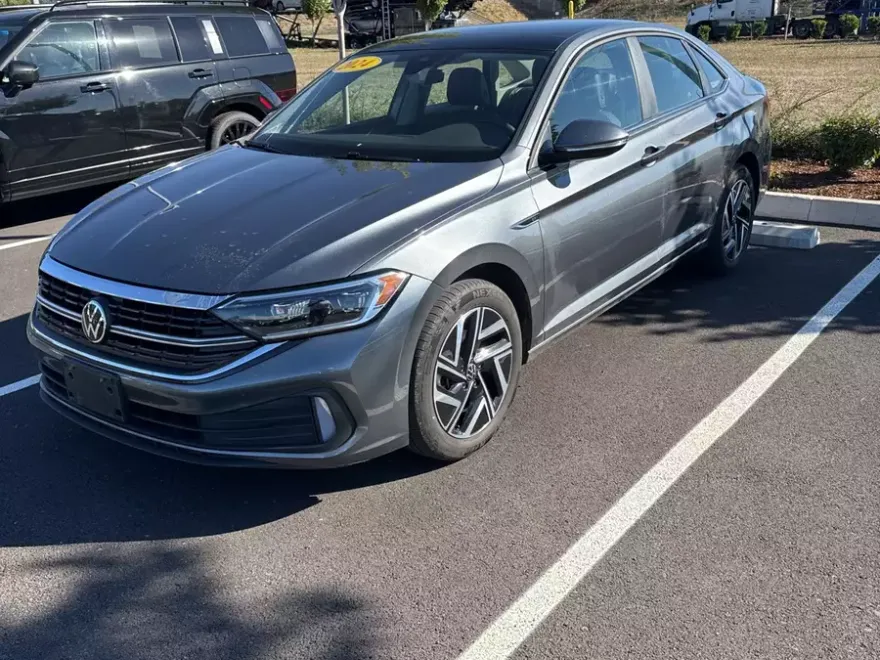2024 Volkswagen Jetta 1.5T SEL photo 1
