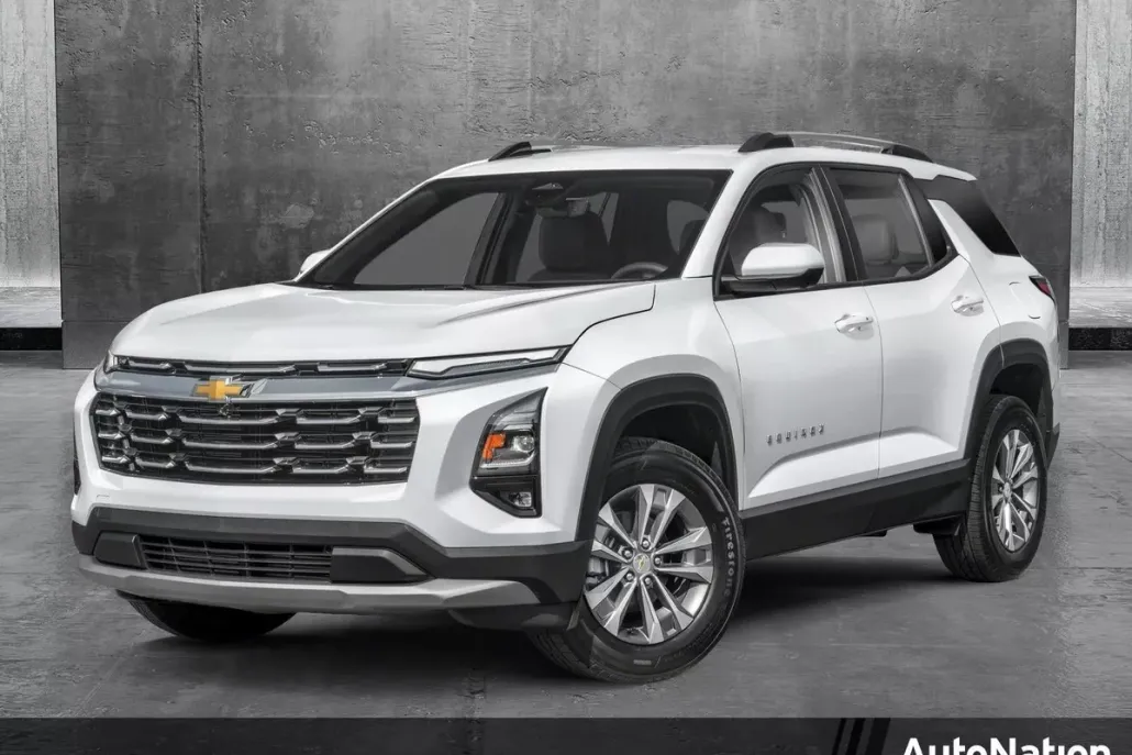 2026 Chevrolet Equinox LT photo 1