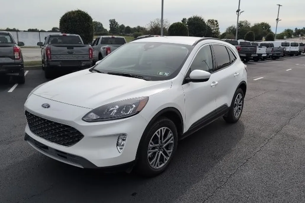 2022 Ford Escape SEL photo 1