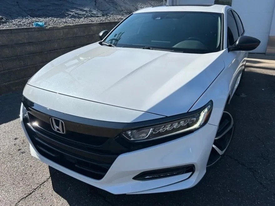 2020 Honda Accord Sport 2.0T photo 1