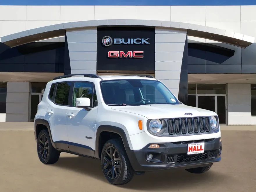 2017 Jeep Renegade Latitude North Edition photo 1