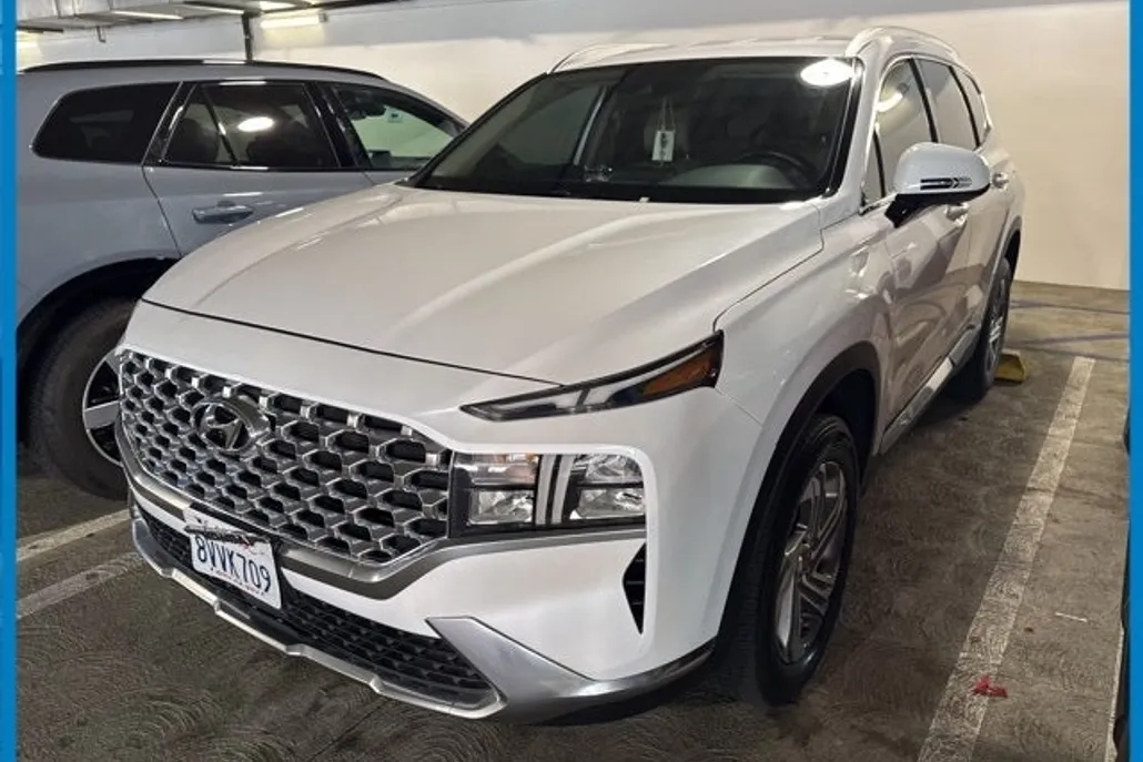 2021 Hyundai Santa Fe SEL photo 1