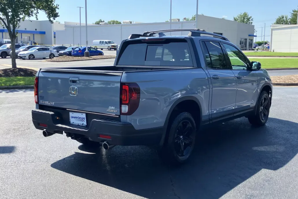 2023 Honda Ridgeline Black Edition photo 1