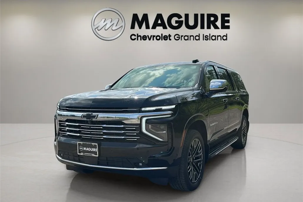 2025 Chevrolet Suburban Premier photo 1