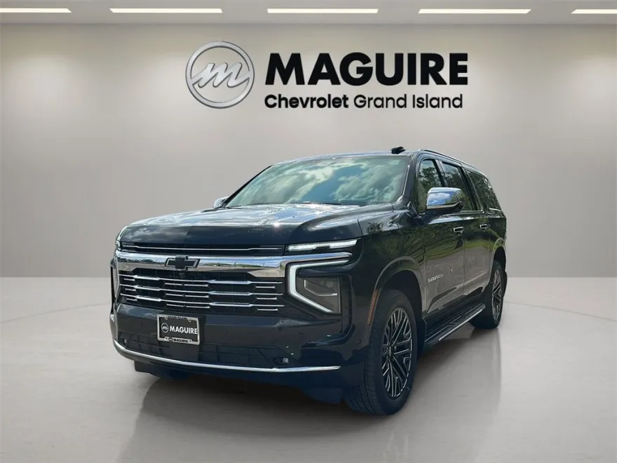 2025 Chevrolet Suburban Premier photo 1