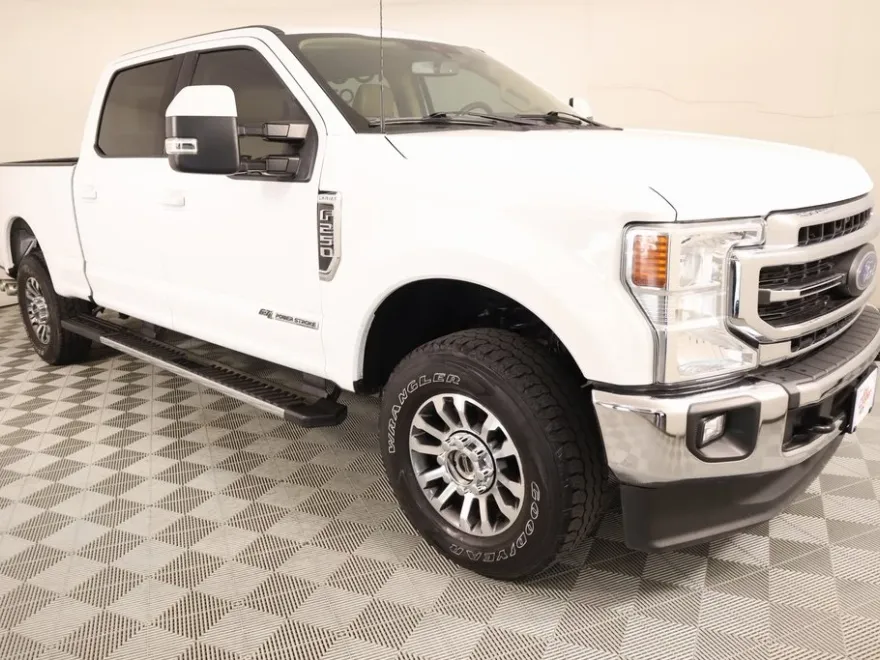 2022 Ford F-250 Lariat photo 1