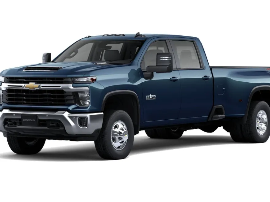 2026 Chevrolet Silverado 3500HD LT photo 1