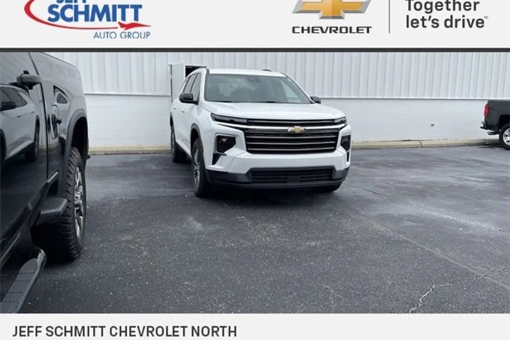 2025 Chevrolet Traverse photo 1