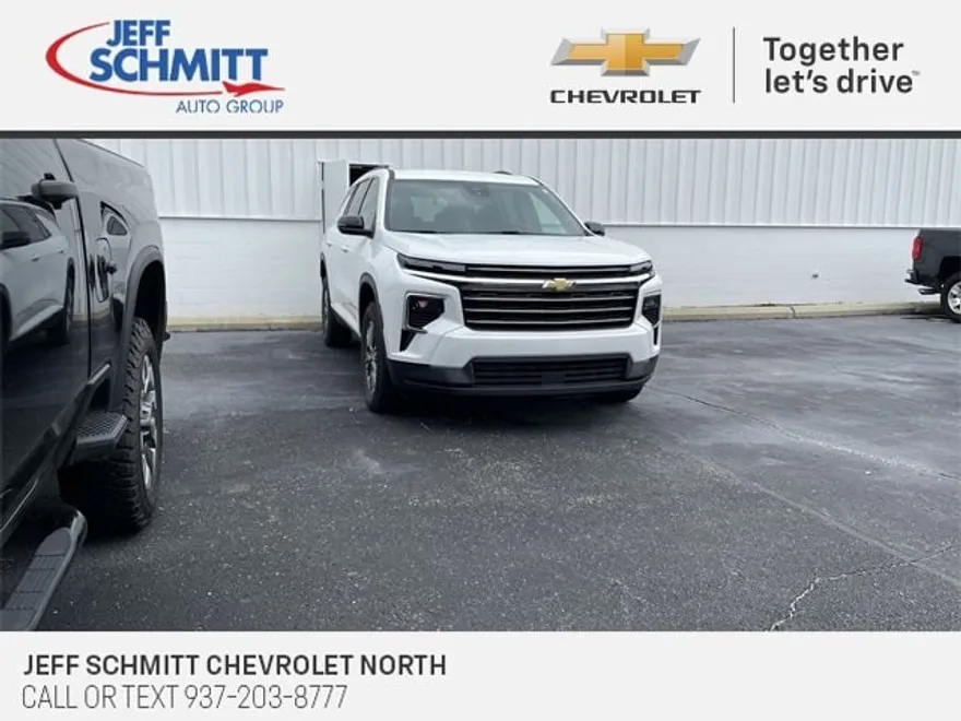 2025 Chevrolet Traverse photo 1