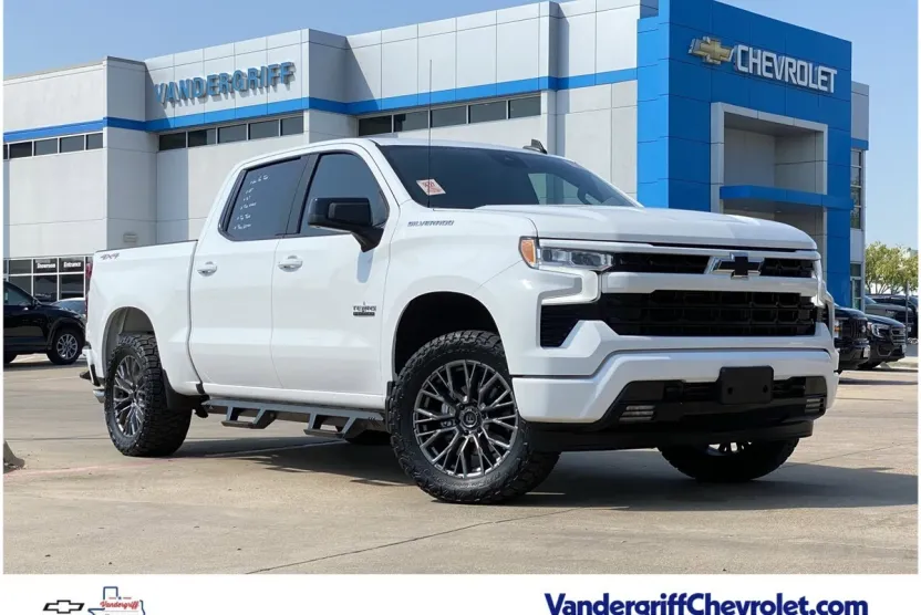 2023 Chevrolet Silverado 1500 RST photo 1