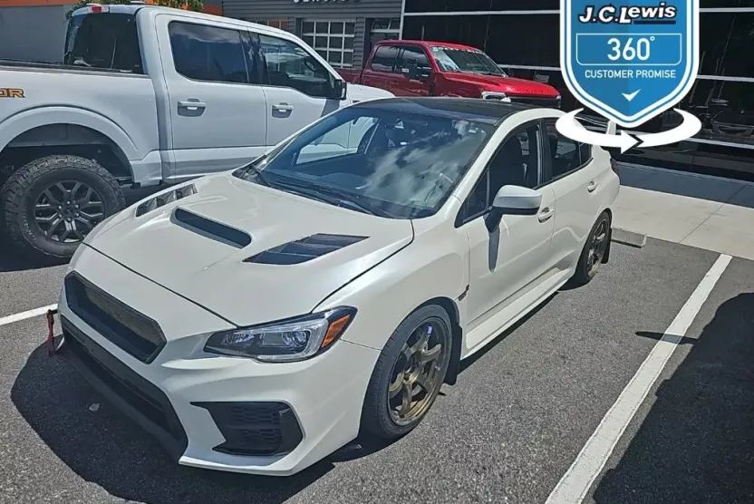 2016 Subaru WRX Base photo 1
