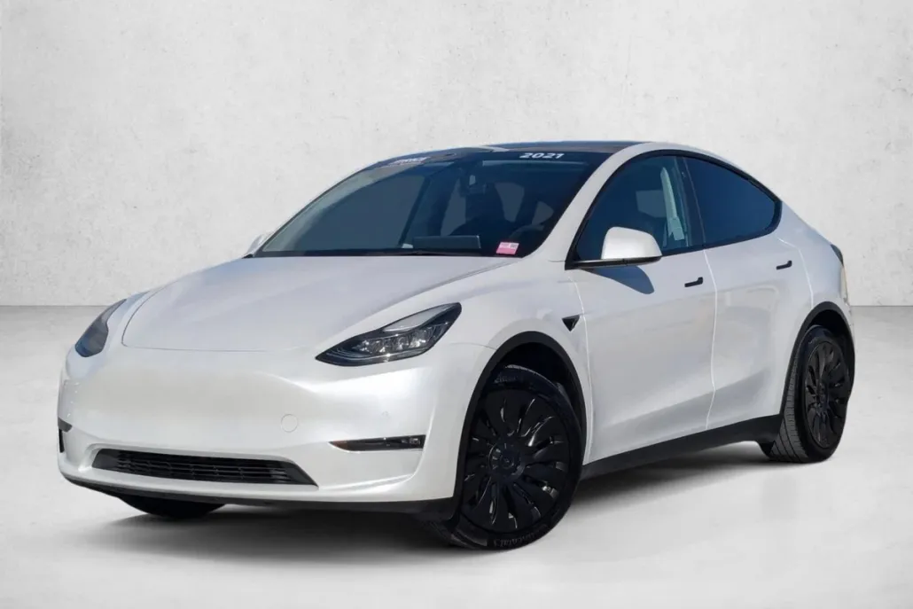 2021 Tesla Model Y Long Range photo 1