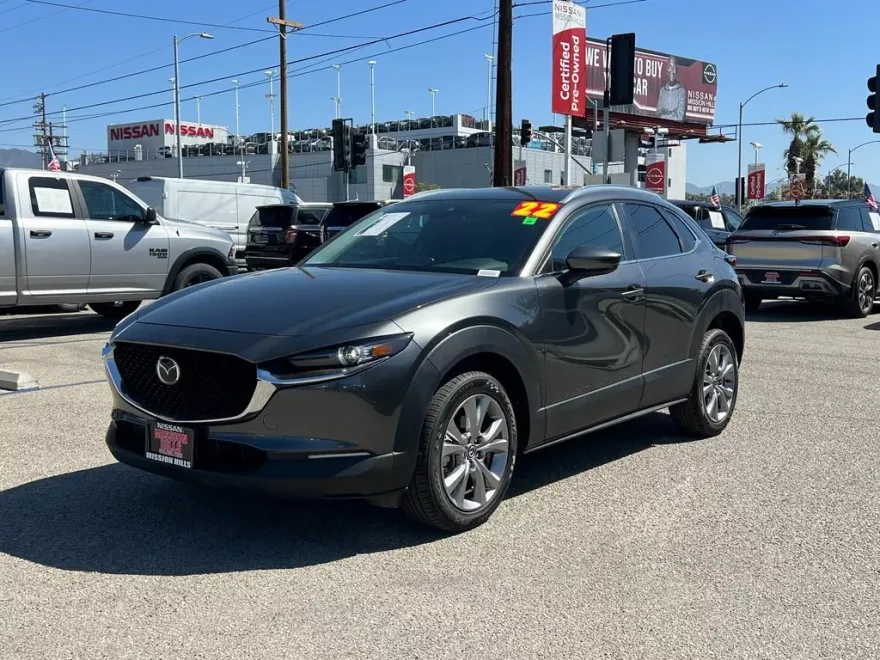 2022 Mazda CX-30 2.5 S Preferred photo 2