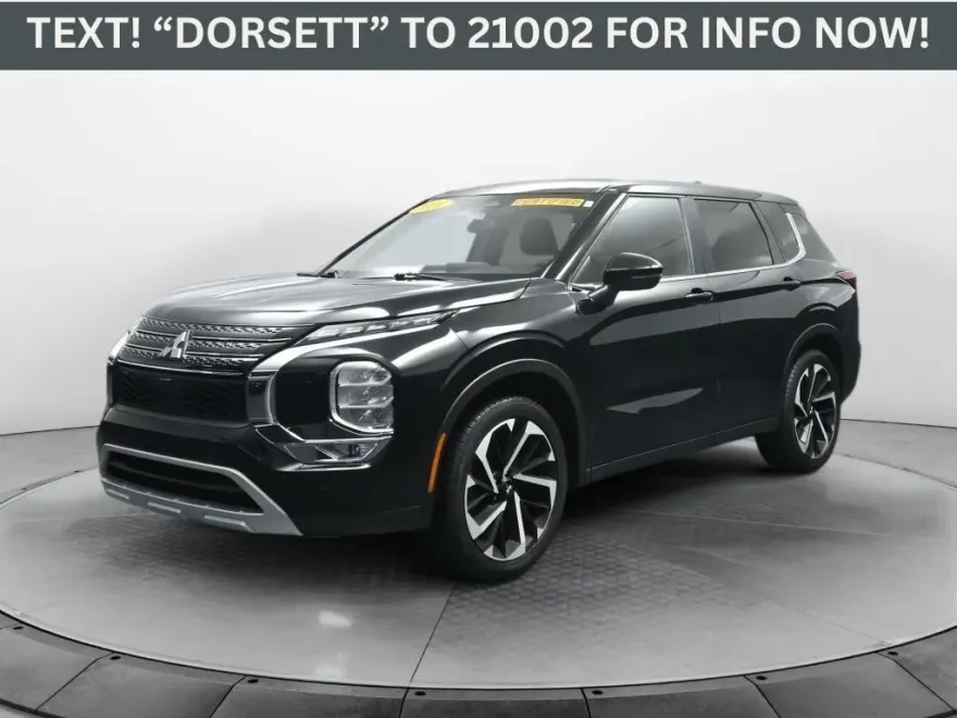 2024 Mitsubishi Outlander SE photo 1