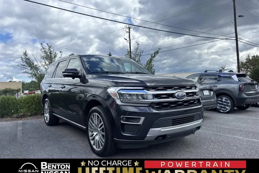 2023 Ford Expedition Limited photo 1