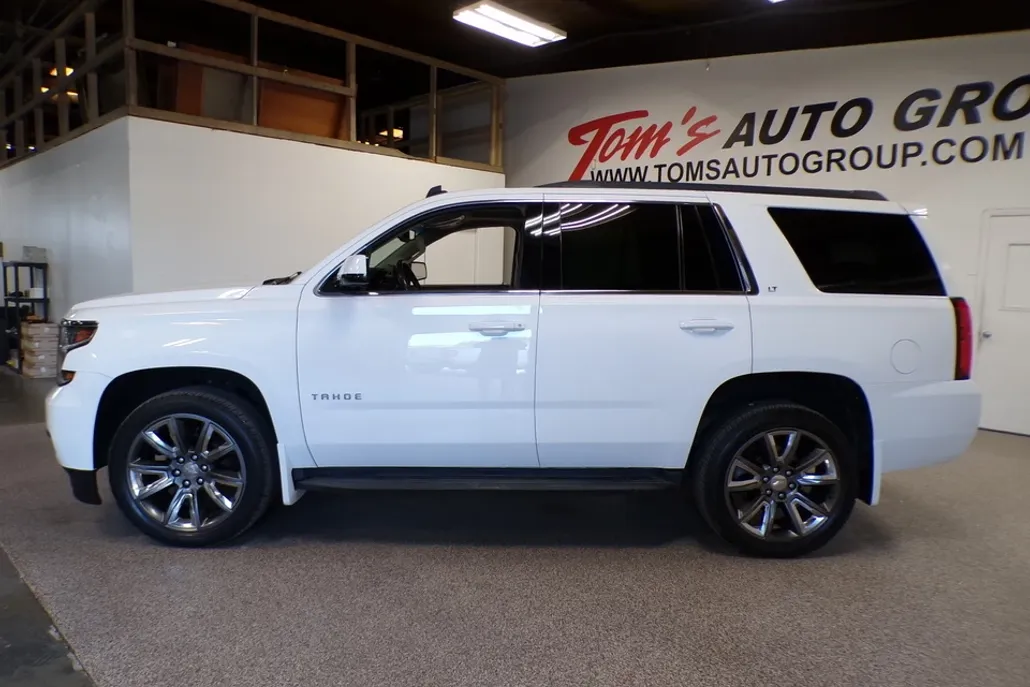 2015 Chevrolet Tahoe LT photo 1