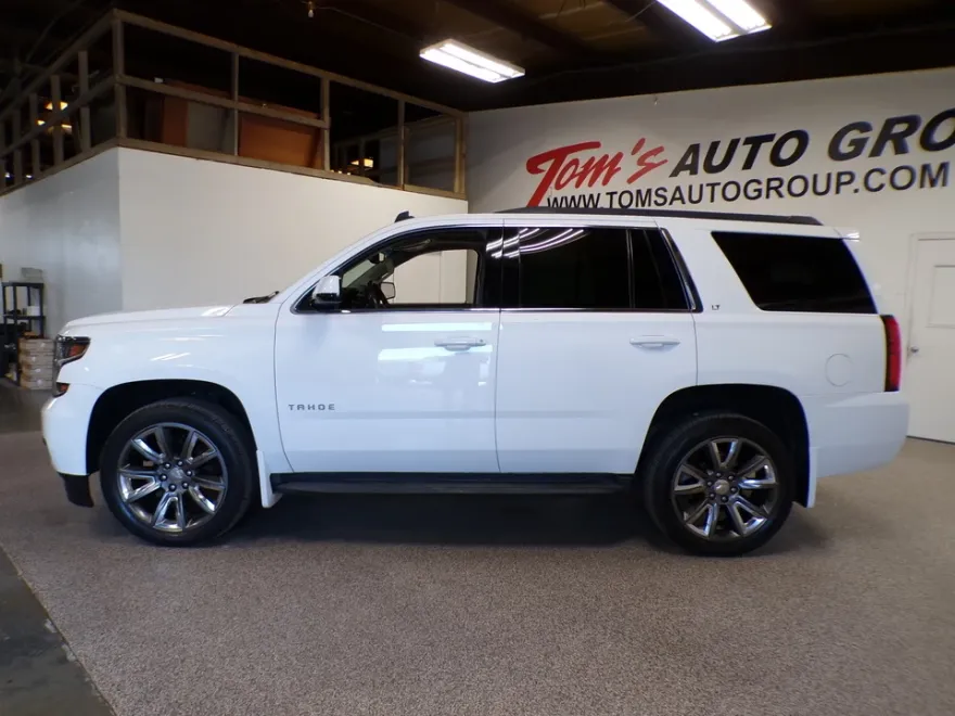 2015 Chevrolet Tahoe LT photo 1