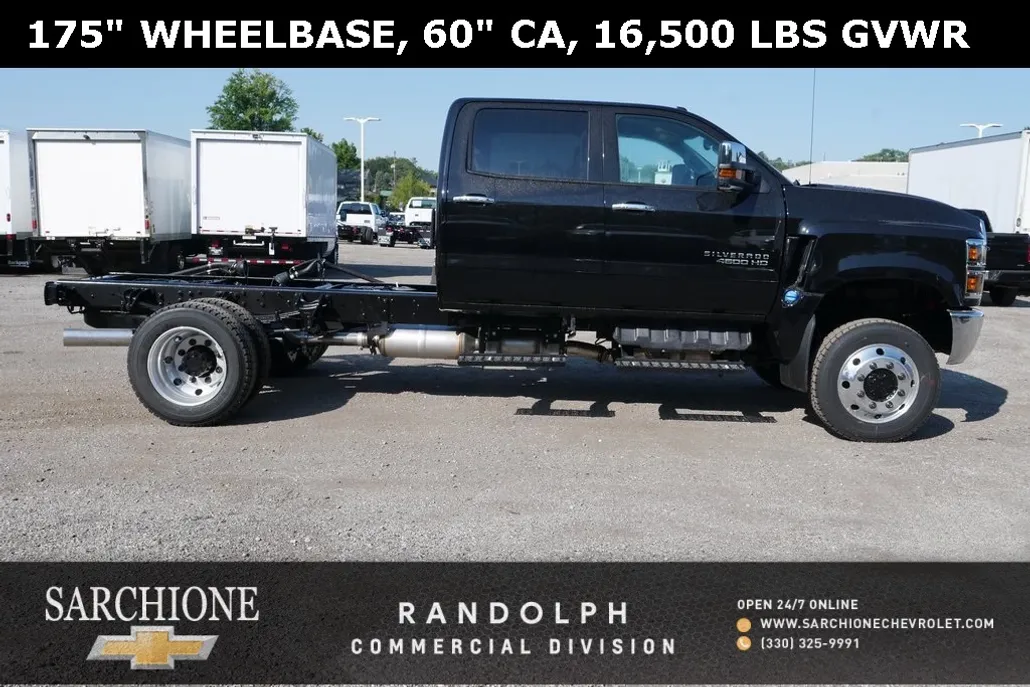 2024 Chevrolet Silverado 4500HD photo 1