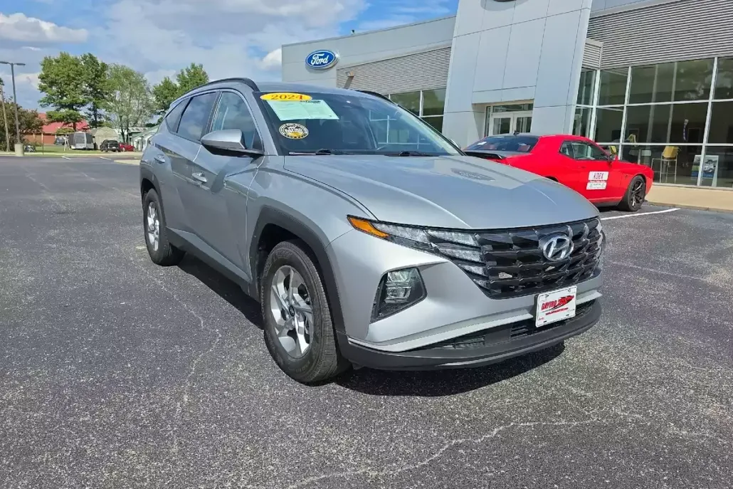 2024 Hyundai Tucson SEL photo 1