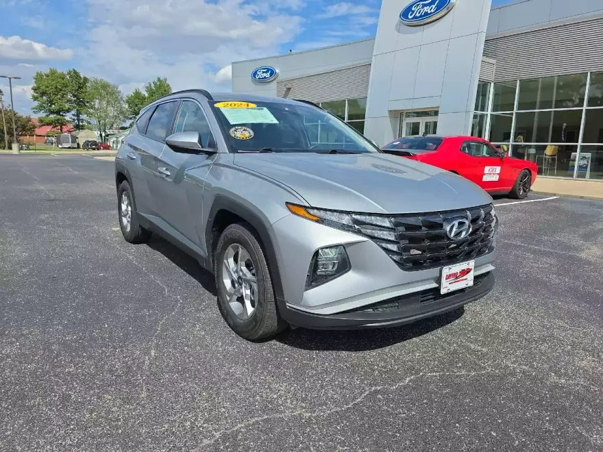 2024 Hyundai Tucson SEL photo 1