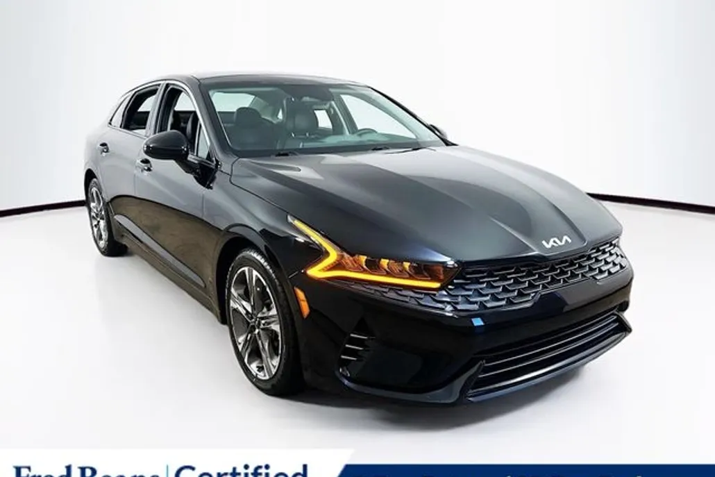 2023 Kia K5 EX photo 1