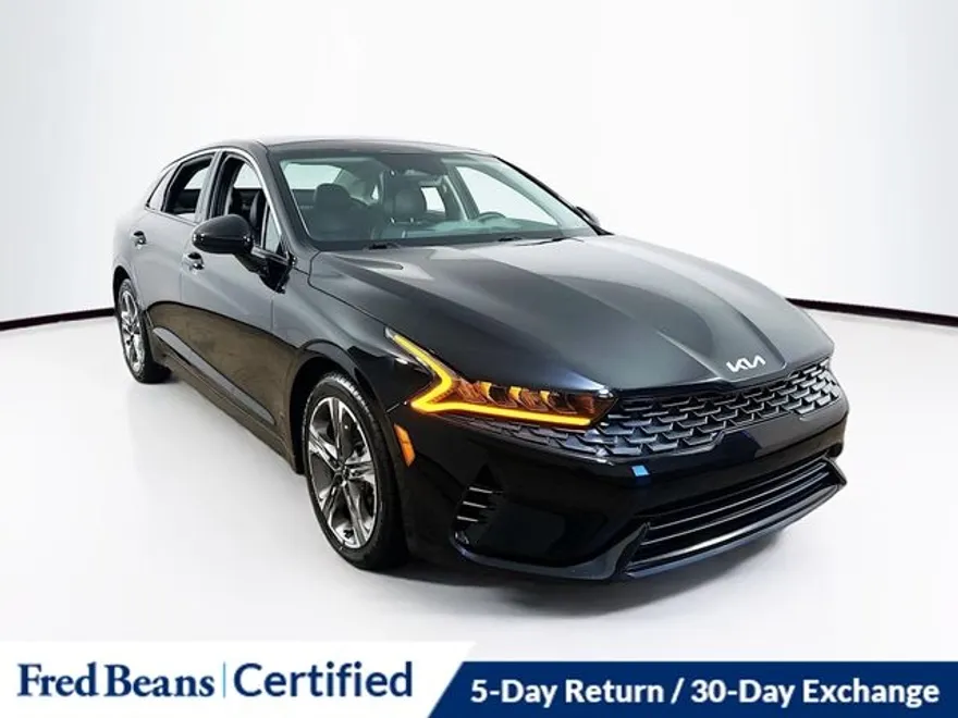 2023 Kia K5 EX photo 1