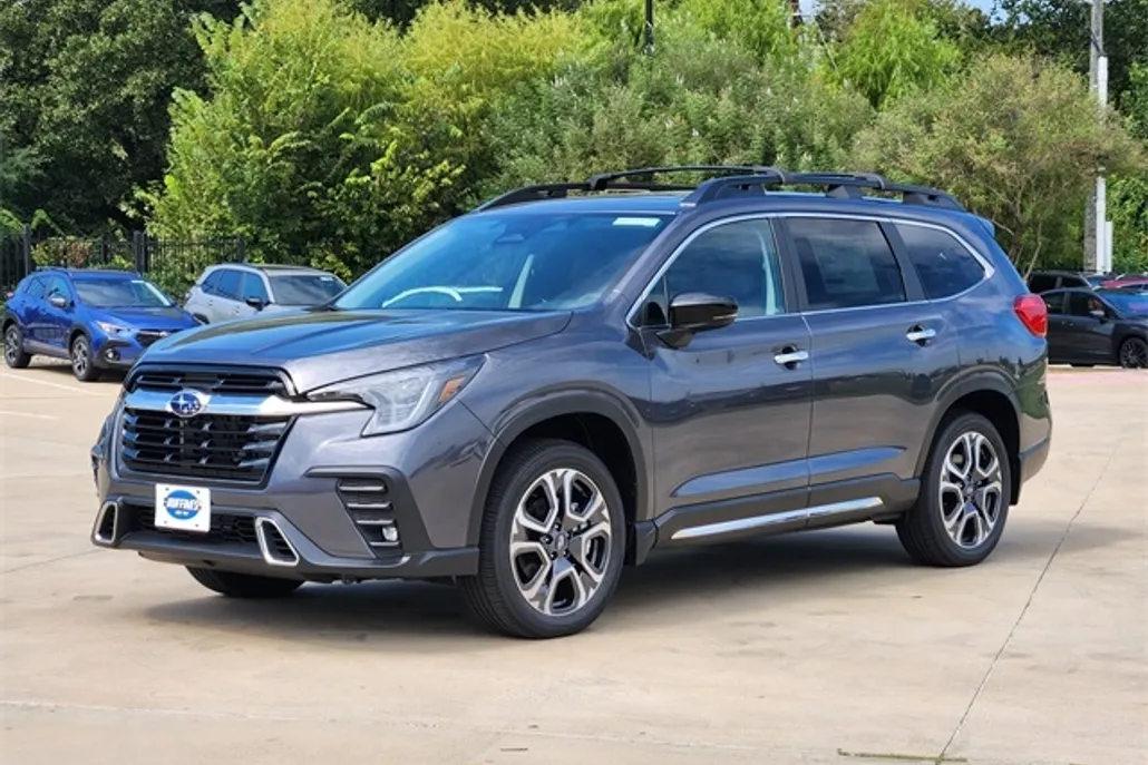 2025 Subaru Ascent Touring photo 1