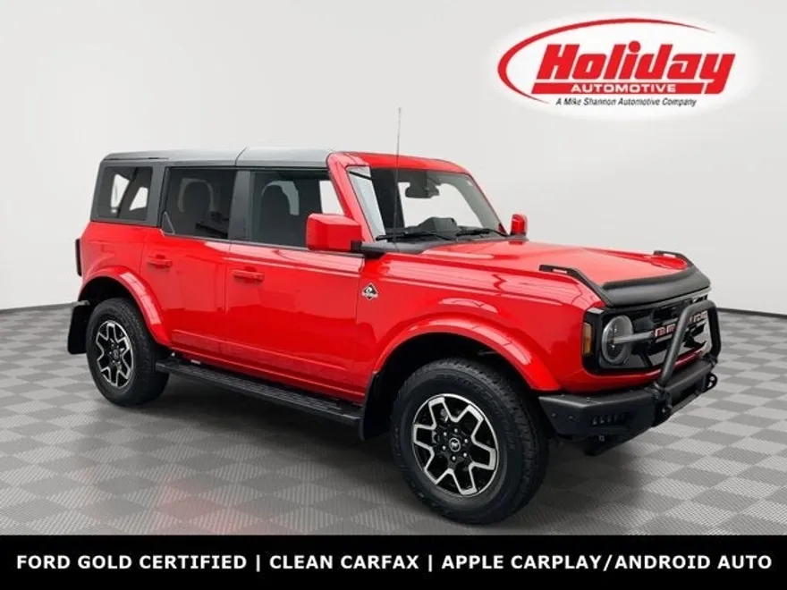 2023 Ford Bronco Outer Banks photo 1