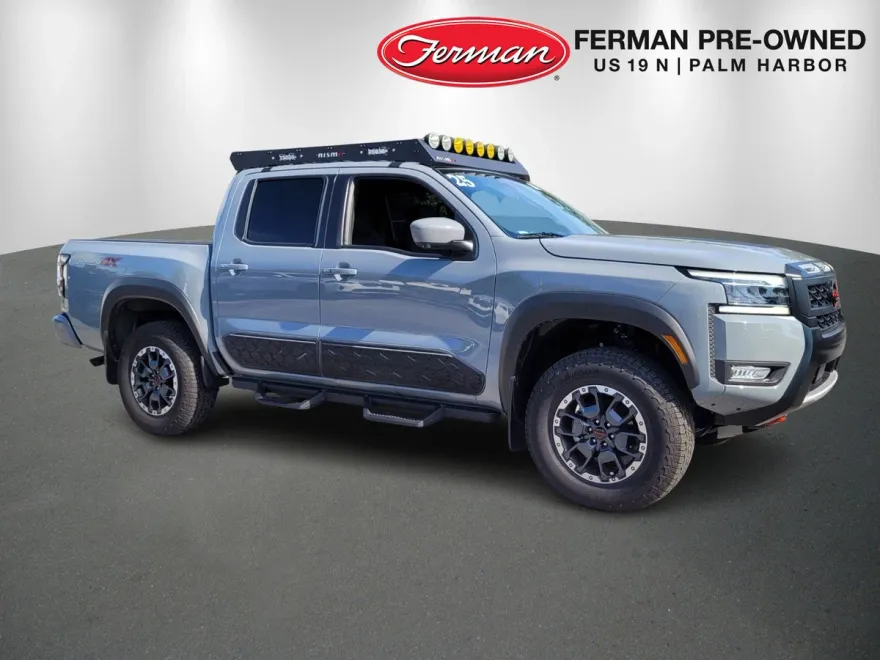 2025 Nissan Frontier PRO-4X photo 1
