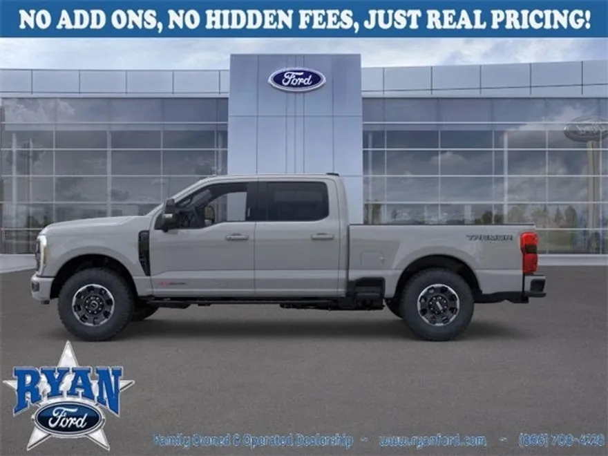 2026 Ford F-250 Lariat photo 1