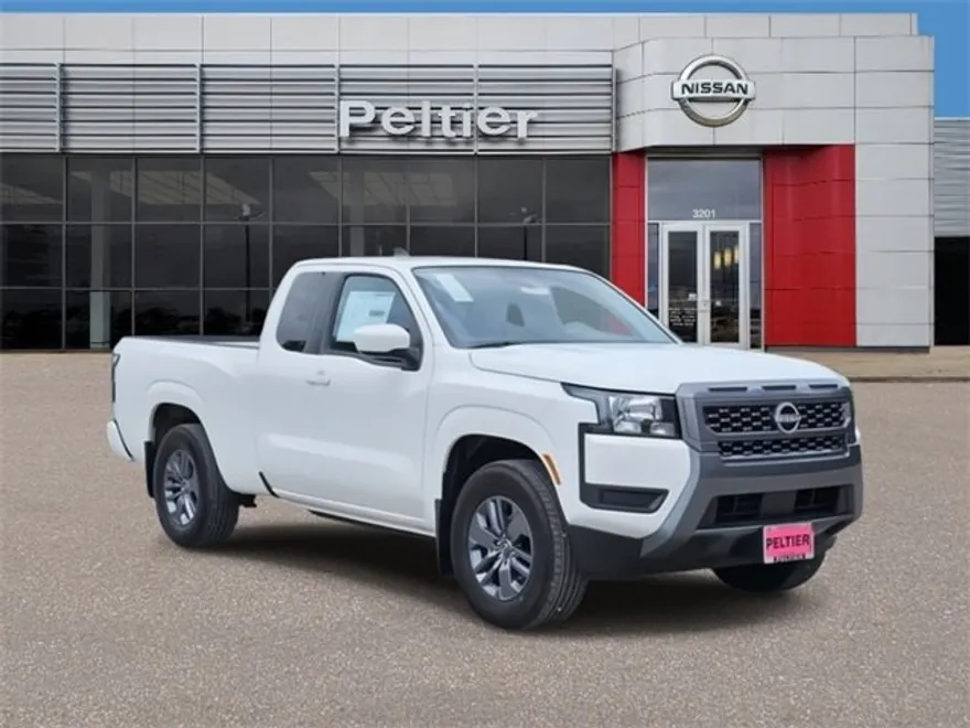 2025 Nissan Frontier SV photo 1