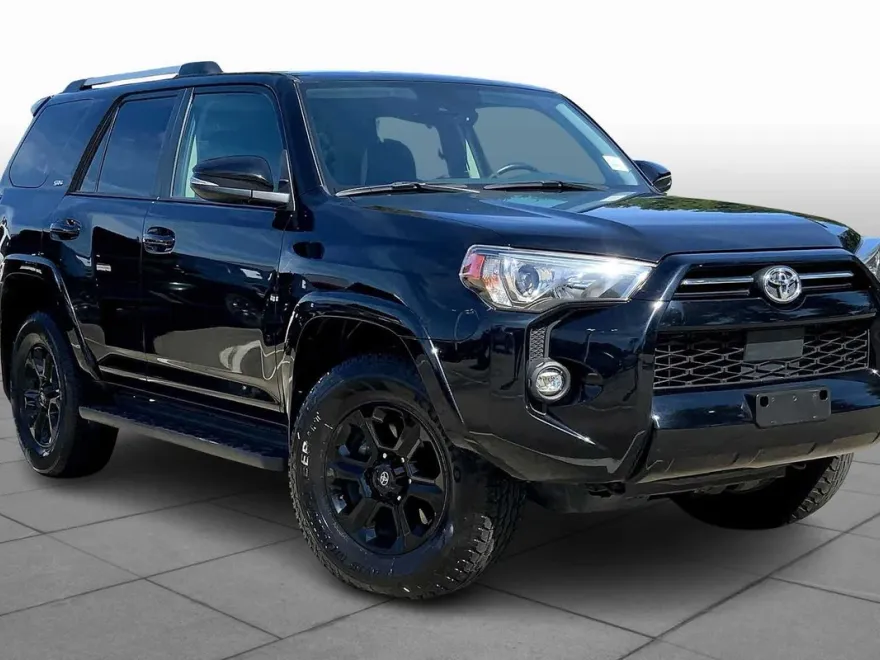 2023 Toyota 4Runner SR5 Premium photo 1