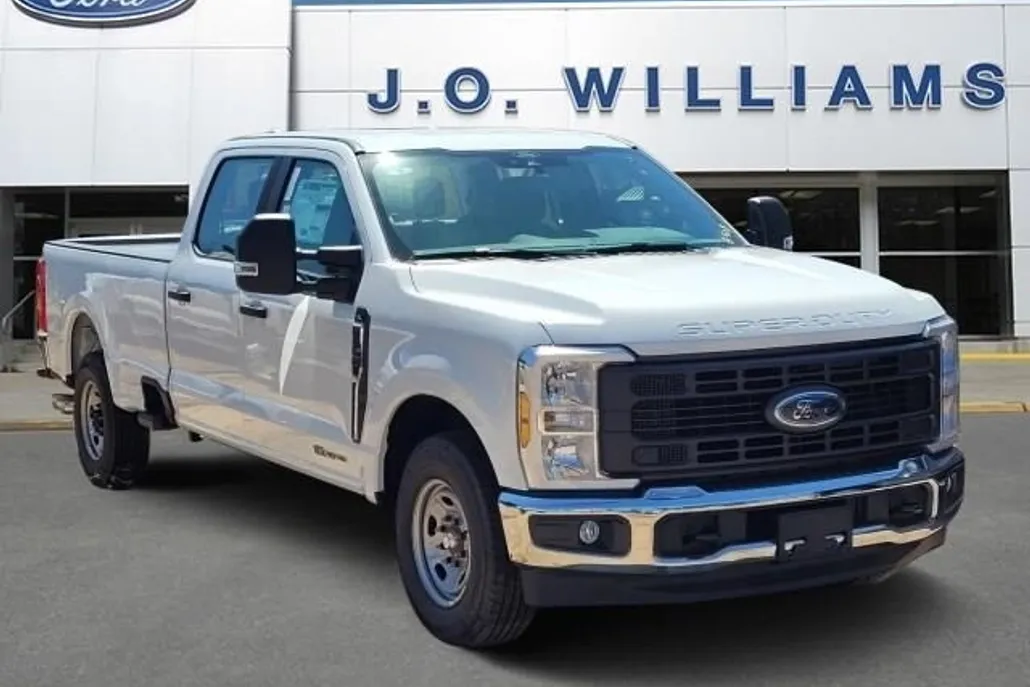 2026 Ford F-250 photo 1