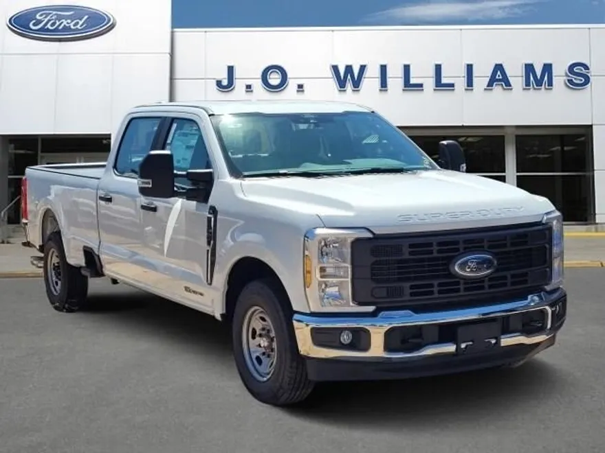 2026 Ford F-250 photo 1