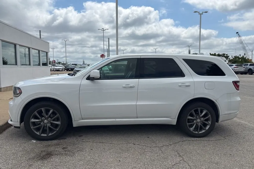 2017 Dodge Durango GT photo 1