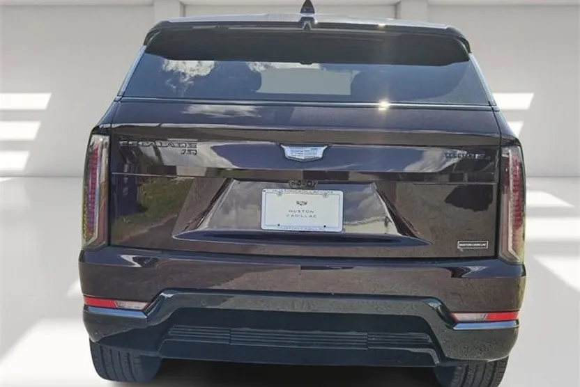 2025 Cadillac Escalade IQ Sport photo 1