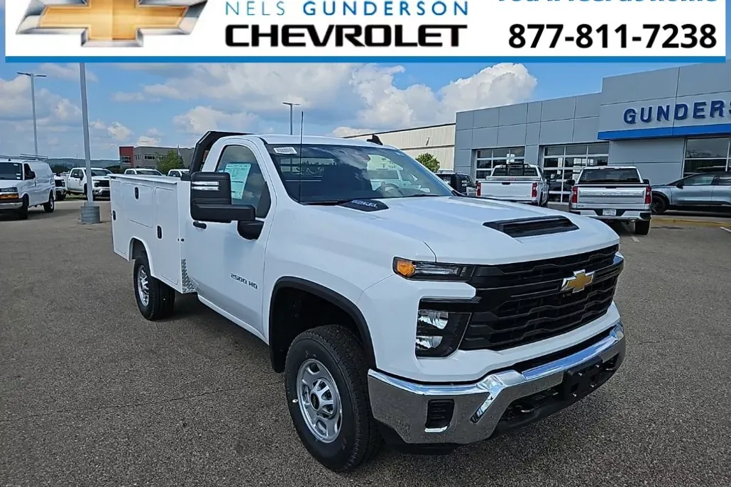 2024 Chevrolet Silverado 2500HD photo 1