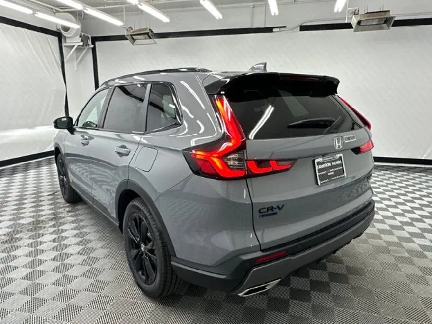 2026 Honda CR-V Hybrid Sport Touring photo 1