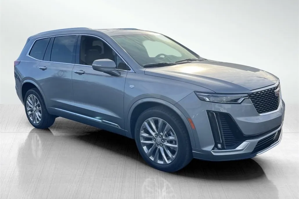 2025 Cadillac XT6 Premium Luxury photo 1