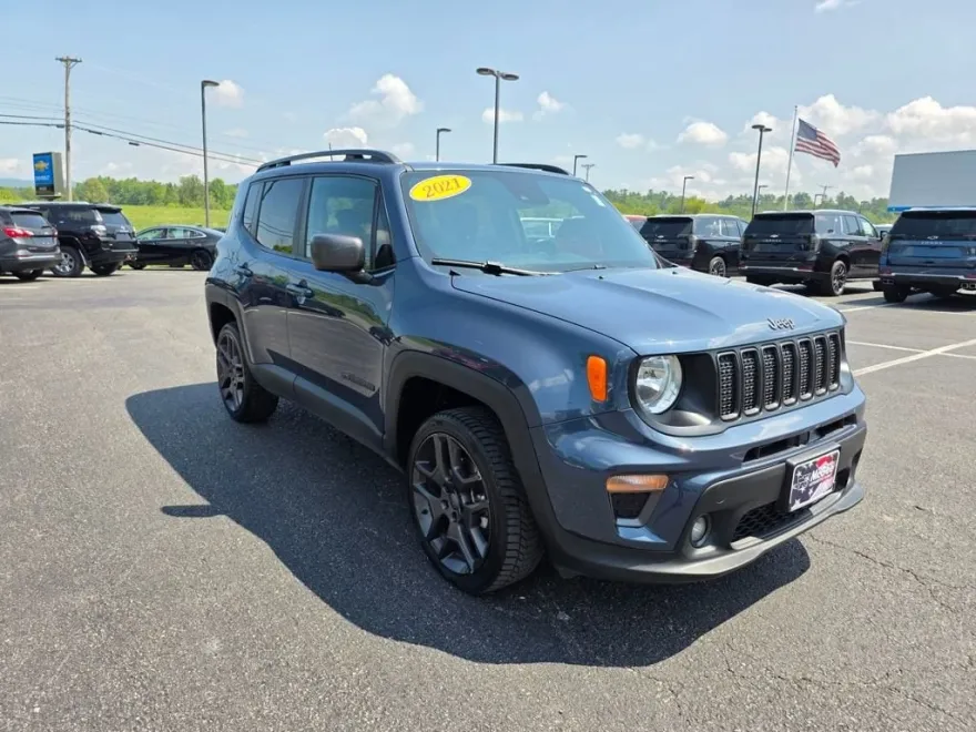 2021 Jeep Renegade Latitude photo 1