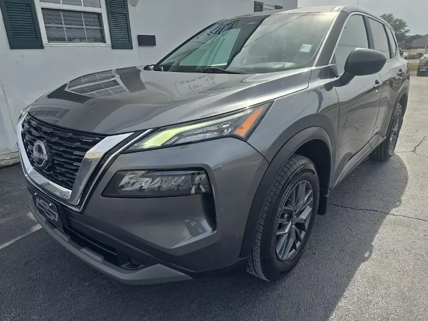 2023 Nissan Rogue S photo 1