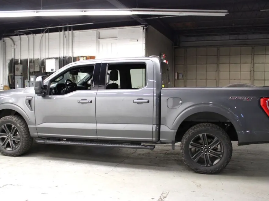2022 Ford F-150 XLT photo 1