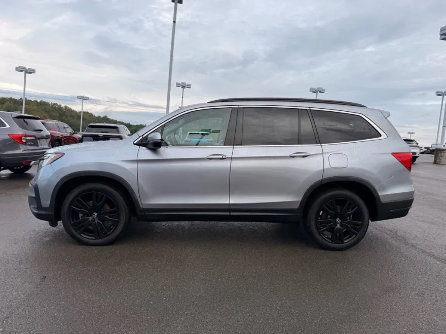 2022 Honda Pilot Special Edition photo 1