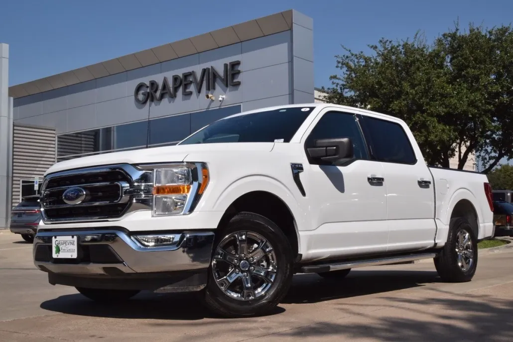 2023 Ford F-150 XLT photo 1