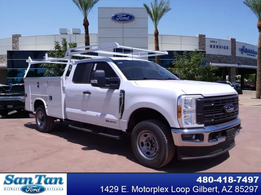 2025 Ford F-350 XL photo 1