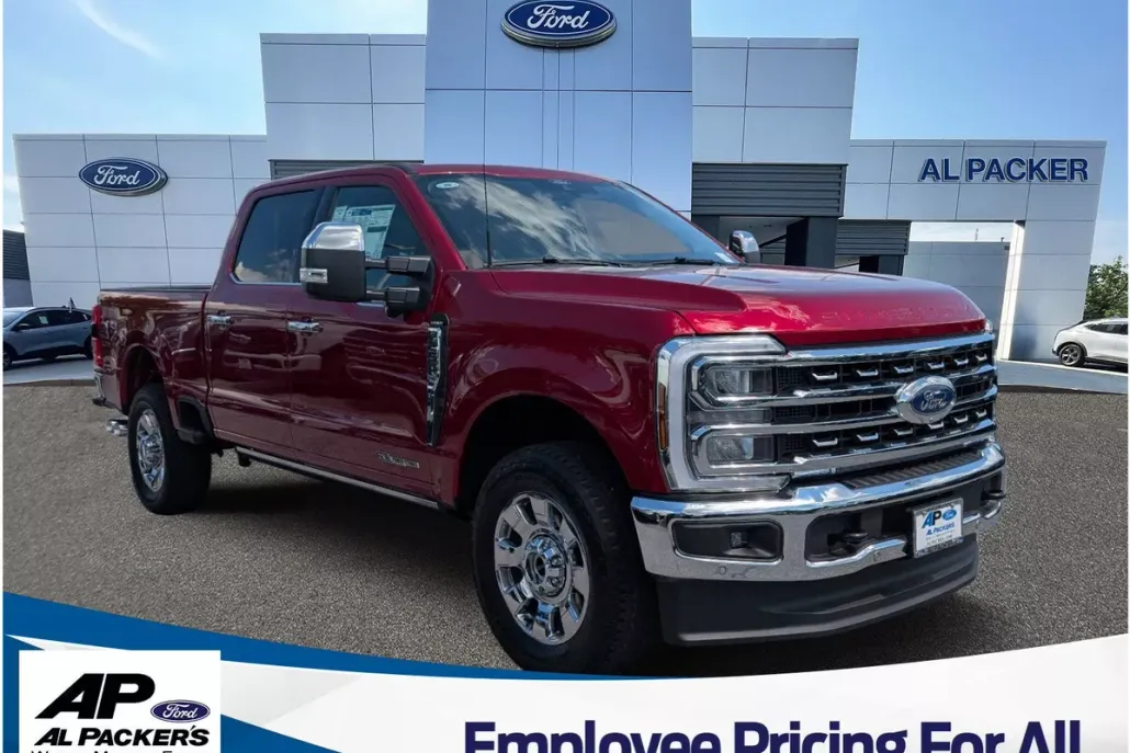 2026 Ford F-250 Lariat photo 1