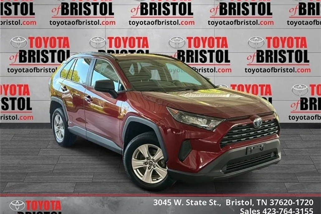 2021 Toyota RAV4 LE photo 1